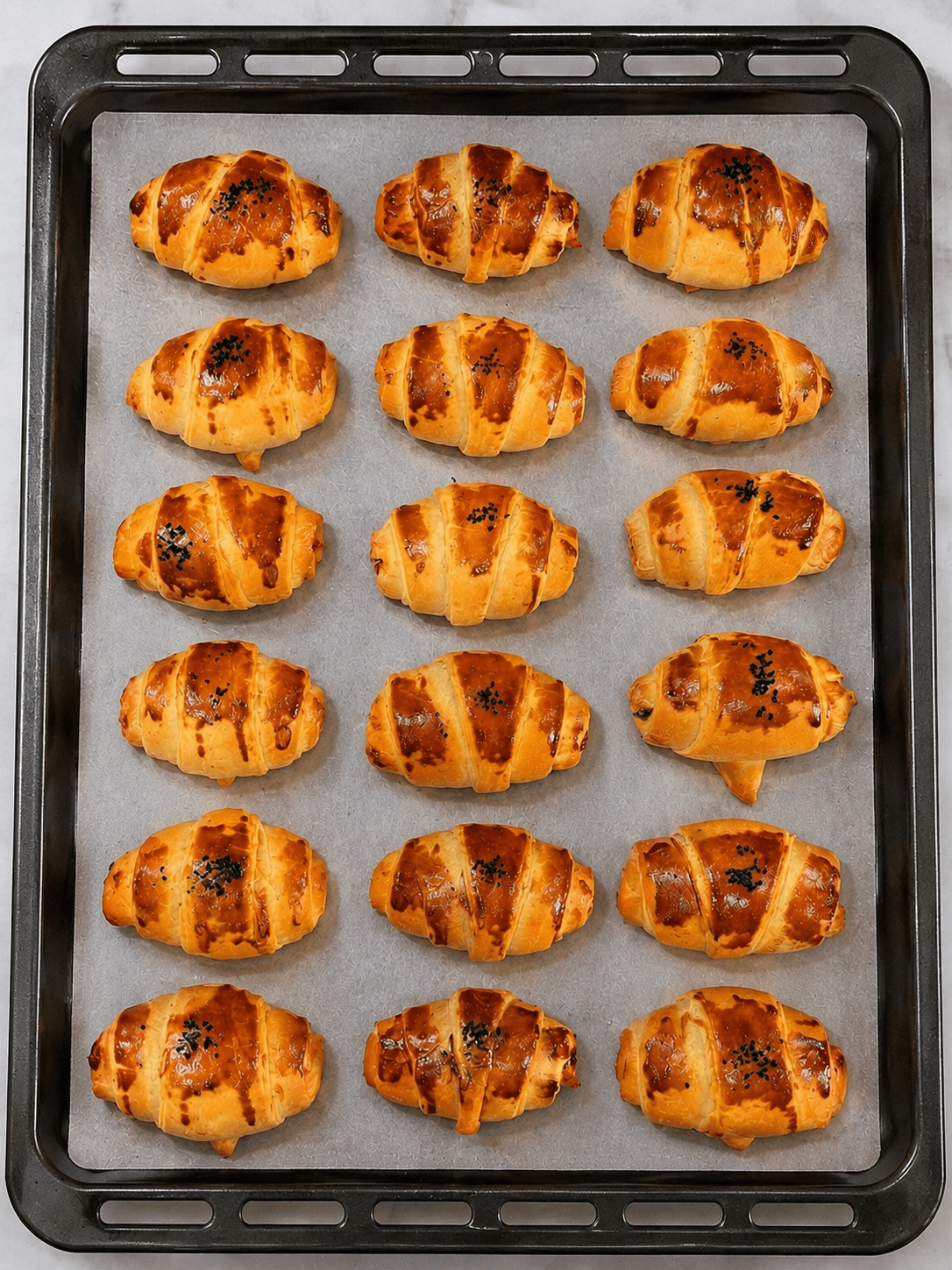 Peynirli Katmer Poğaça